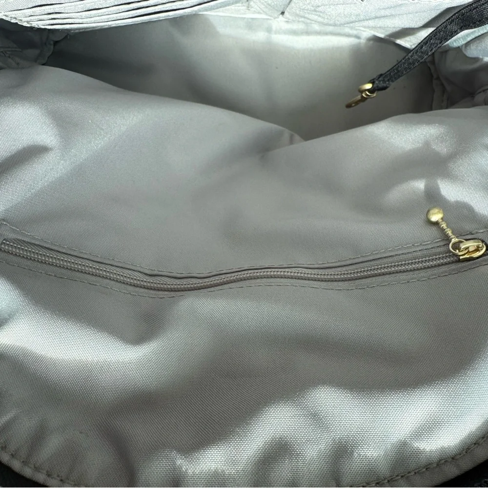 Baggallini Naples Convertible Backpack - Picture 8 of 12